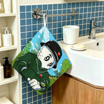 serviette toilette suspendue motif camouflage rayures florales couleurs vives moderne