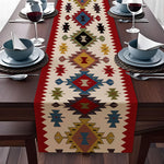 table table ethnique géométrique polyester rouge beige bleu vert triangles losanges festive traditionnelle