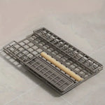 rangements métal pliables paniers maille fine gris moderne cuisine tringles poignées bois