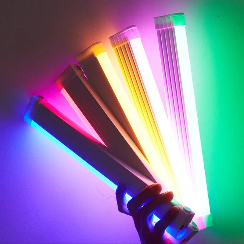 lampe led rechargeable moderne bleu blanc rose verte 17cm 32cm batterie incluse