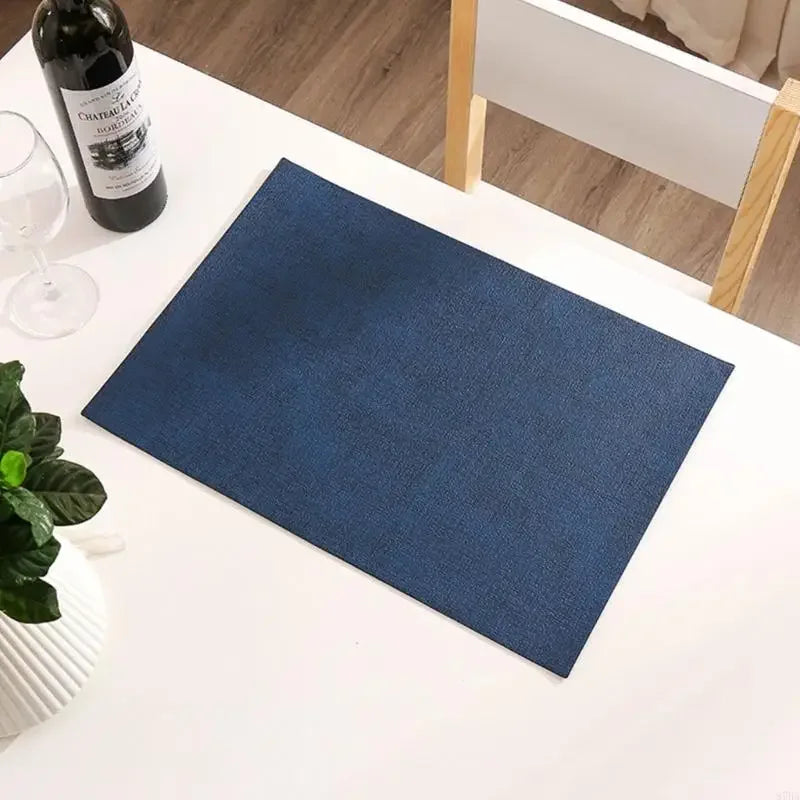 tapis table silicone antidérapant polyestère respectueux environnement moderne minimaliste rouge gris beige bleu marine