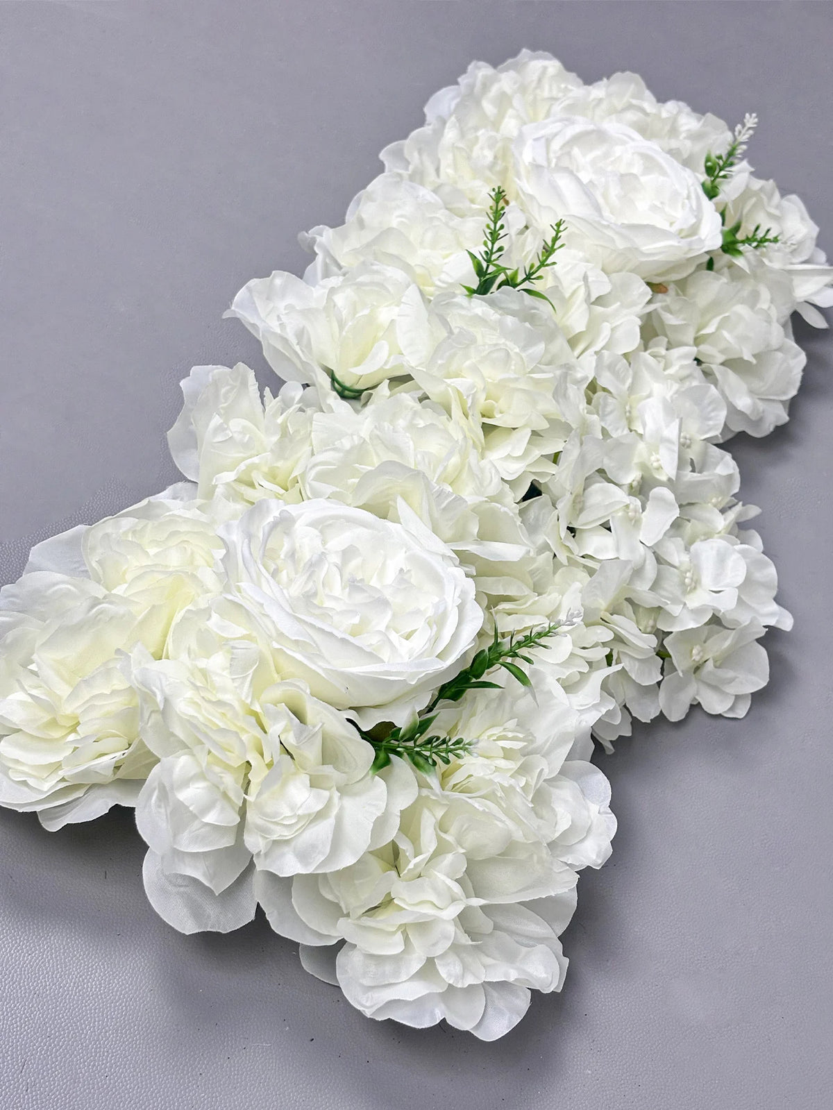bouquets fleurs artificielles roses hydrangeas mariage anniversaire décoration extérieur blanc vert