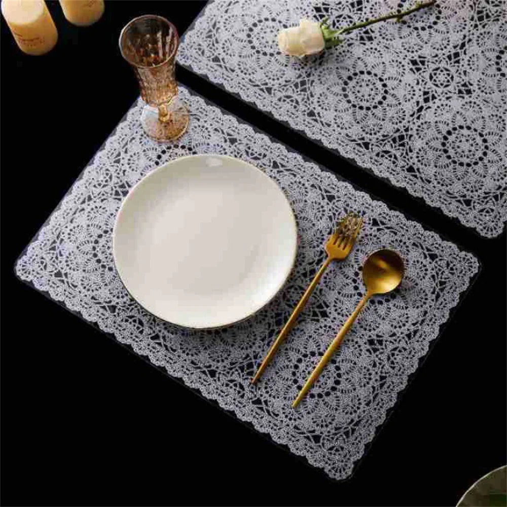 serviettes table blancs motifs floraux dentelle fine classiques élégantes respectueuses environnement 45x30cm set 12