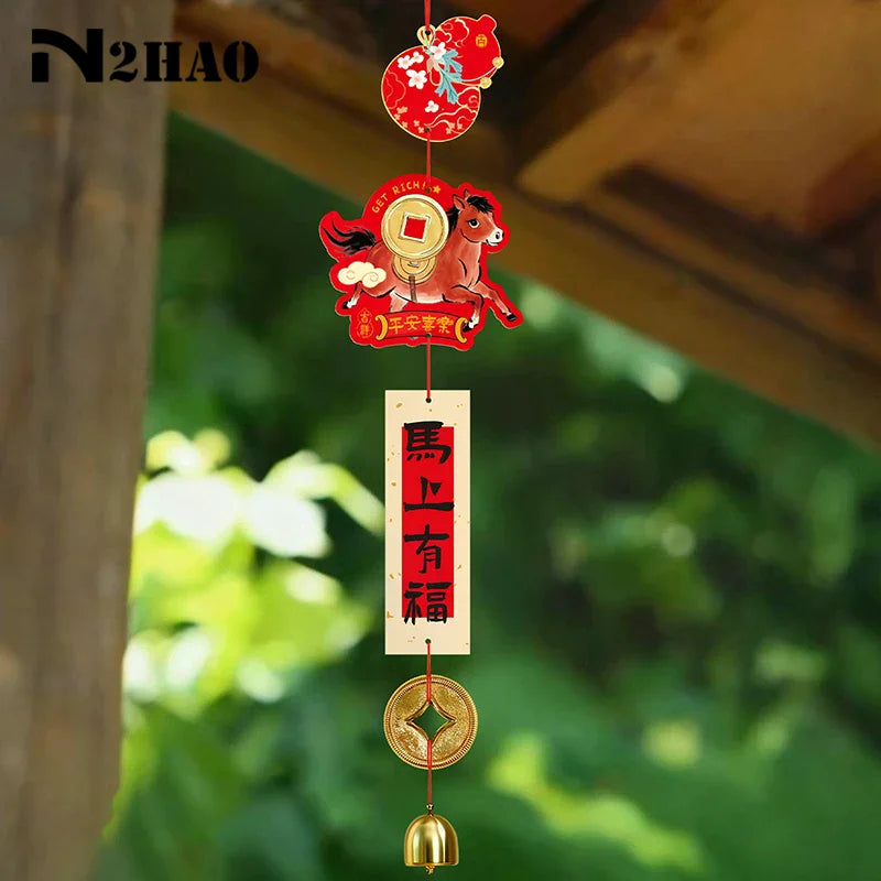 décorations nouvelles années cloches vent rouges dorées blanches oiseaux monnaies caractères chinois traditionnelles