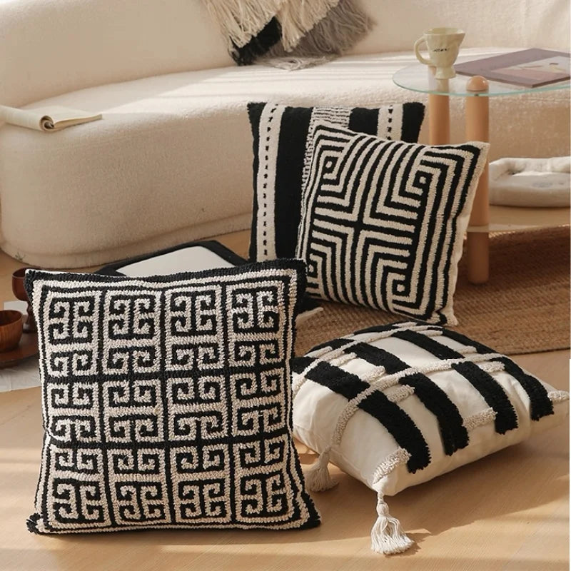housse coussin carré géométrique noir blanc boho chic franges adhésif décoratif canapé chaise maison