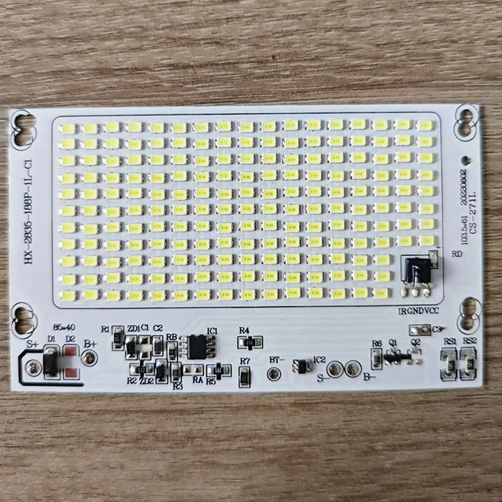 panneau led solaire blanc moderne 10w 15w 25w 40w 60w 100w led transistors condensateurs