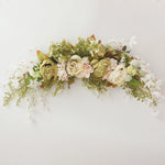 décoration extérieure mariage guirlande florale artificielle rose feuilles verte naturelle romantique