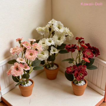 décoration intérieure bouquet fleurs miniatures rose blanche rouge pot terre cuite chambre salon