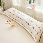 coussin lit polyester rayures horizontales motif floral moderne blanc noir bleuclair beige