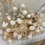 bouquet artificiel roses classique décoration maison table blanc beige noir gris pale rose