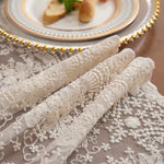 nappe dentelle motif floral mariage fête mère action grâce transparent rustique élégante table hiver