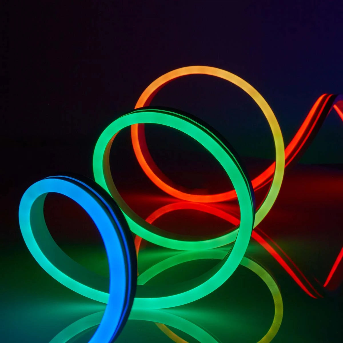 ruban led flexible multicolore moderne télécommande application chambre salon circulaire lumineux