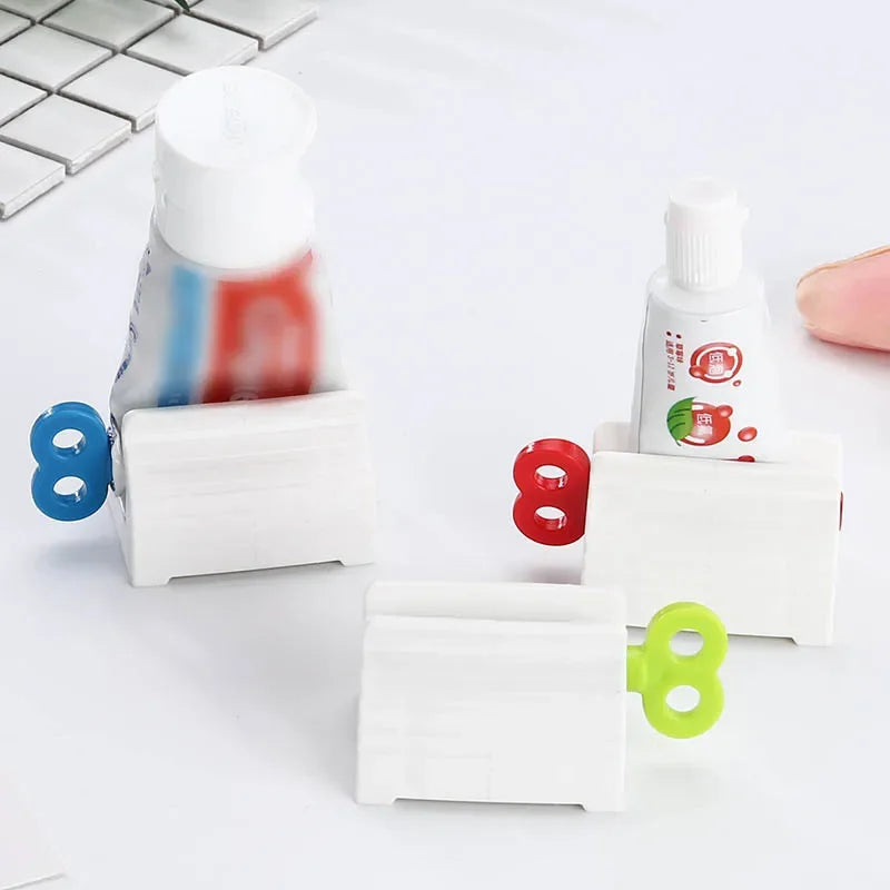 support mural blanc rouge bleu vert tube dentifrice moderne pratique salle bain organisateur anti