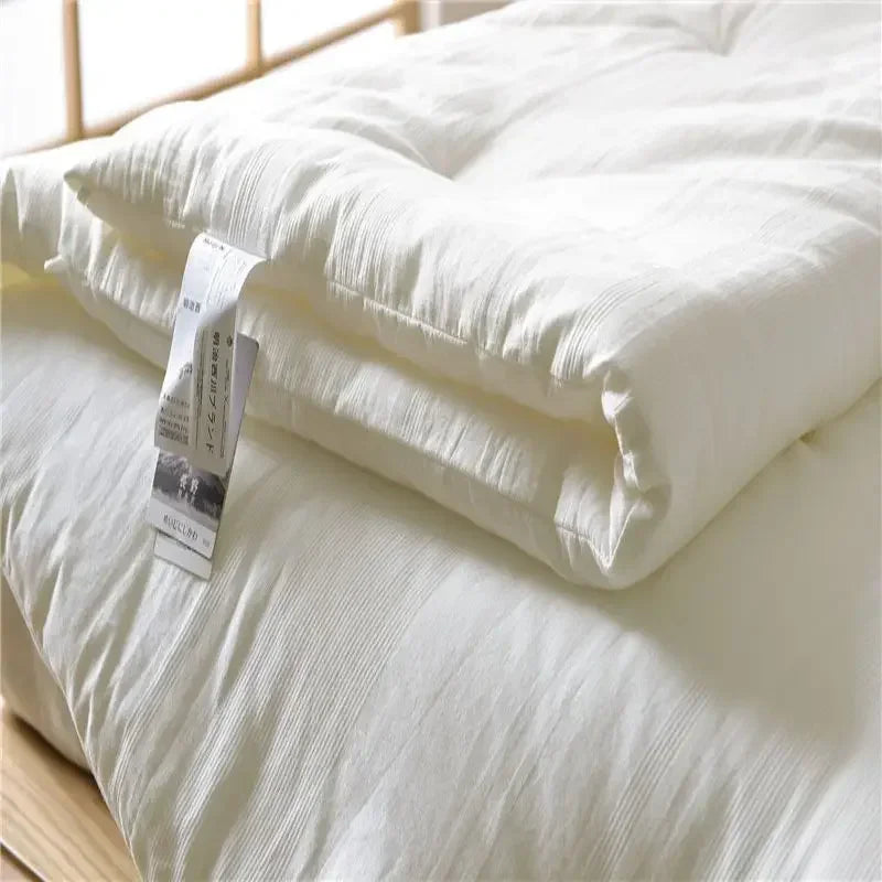 couette matelassée rayée blanc toutes saisons fibre polyestère taille queen simple
