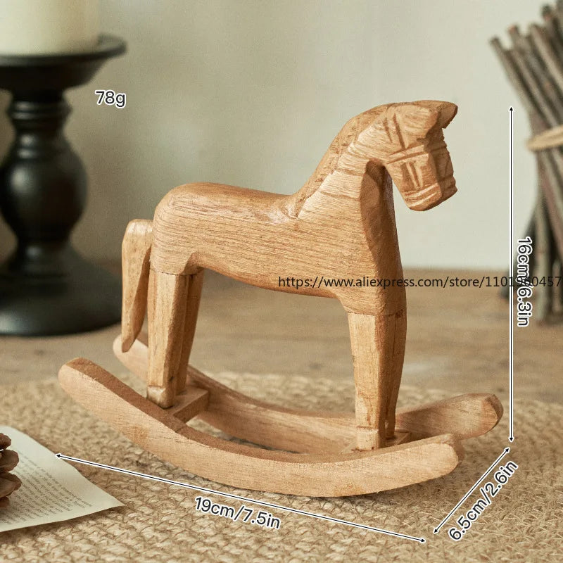 cheval bascule bois sculpté traditionnel décor maison artisanal nature opaque sans fixation 19cm 6.5cm
