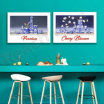 Des assiettes en porcelaine et des vases aux motifs bleus et blancs ornent l'espace, évoquant l'élégance et la sophistication d'un intérieur chic.