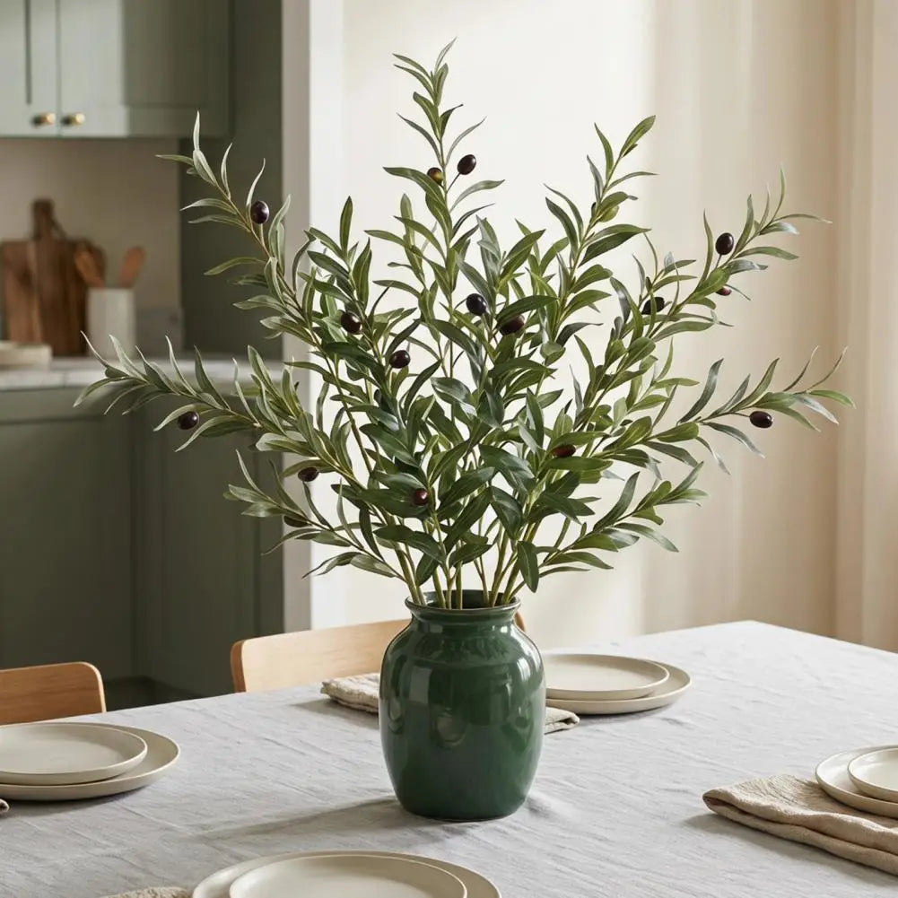 branche artificielle d'olivier vert feuilles olives noires naturel minimaliste décoration intérieure vase
