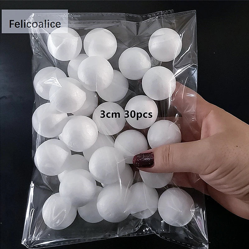 boules polystyrène blanc simples décorations fêtes mariage bricolage artisanat rondes lisses opaques variées tailles