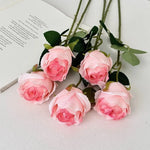 décoration intérieure bouquet roses artificielles moderne vase transparent 50cm haute elégant