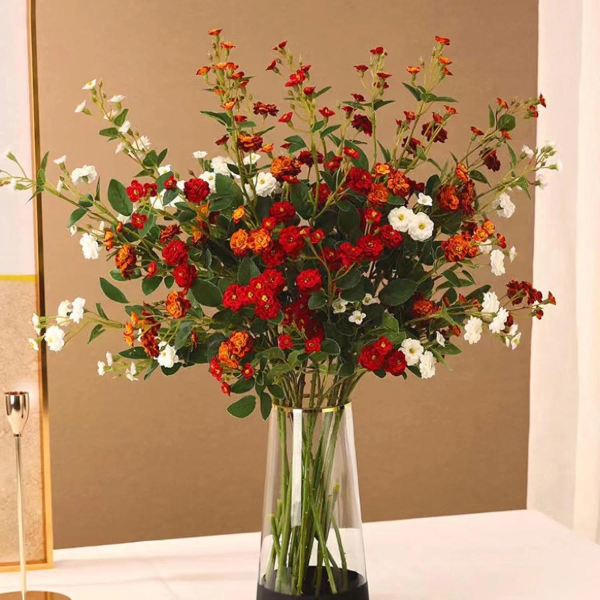 décoration intérieure bouquet fleurs artificielles gerbera modernes couleurs vases transparents mariage anniversaire
