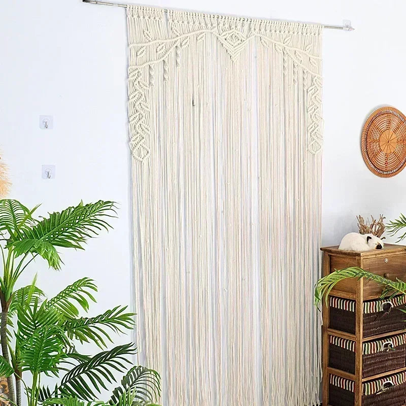 rideau macramé coton beige clair motif géométrique franges boho chic décoration intérieur séparation porte