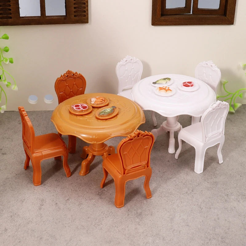 tables rondes chaises miniatures poupées décoration salon assiettes ornements jouets résine orange rose blanc