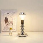 lampe led moderne lampes table argentées ampoules transparentes géométrique futuriste
