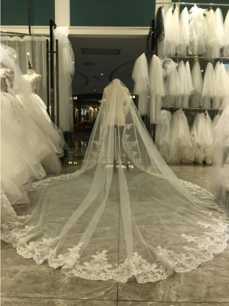 voile mariée blanc dentelle broderie florale classique off white tulle translucide