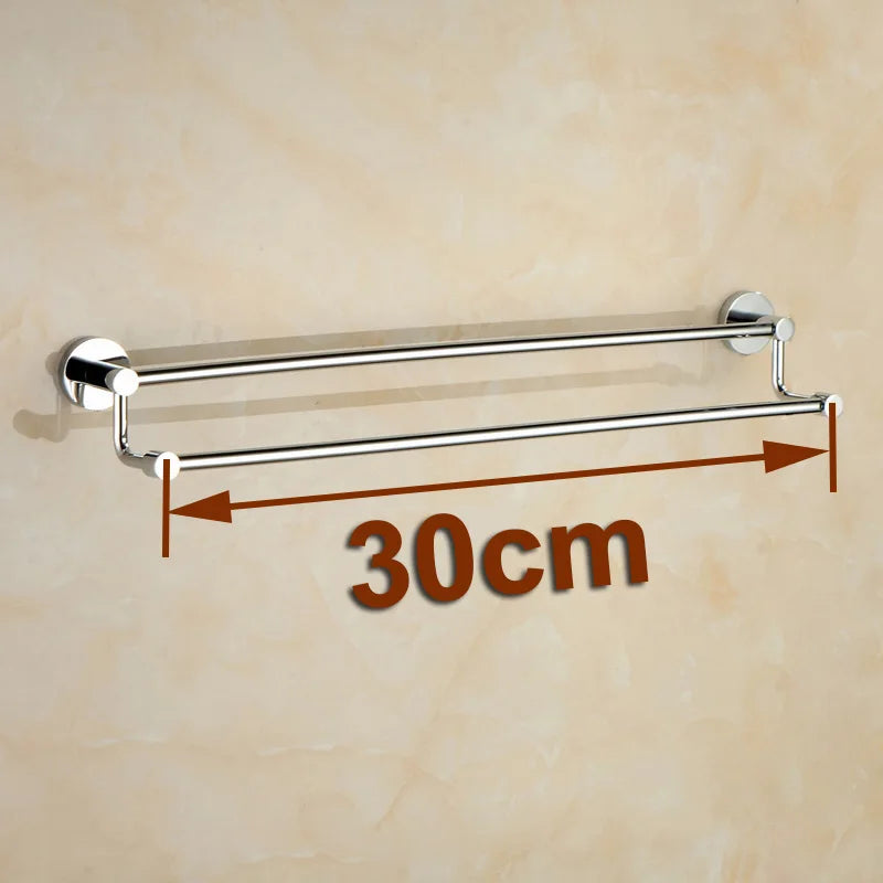 porte serviettes mural chrome double barres crochet moderne fixations vis serviette blanche broderie dorée