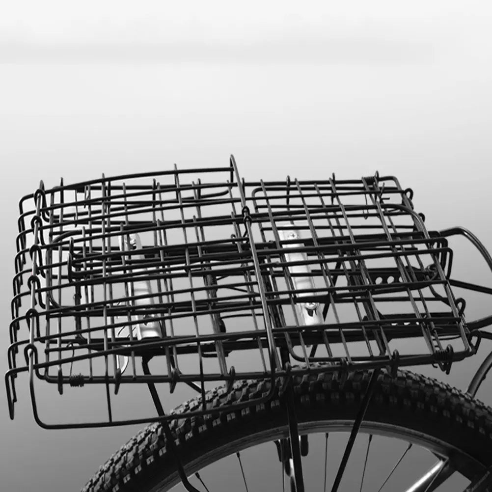 panier vélo noir métal mailles rectangulaires fixations métalliques industrielle minimalistearrière vélo porte bagages détachable