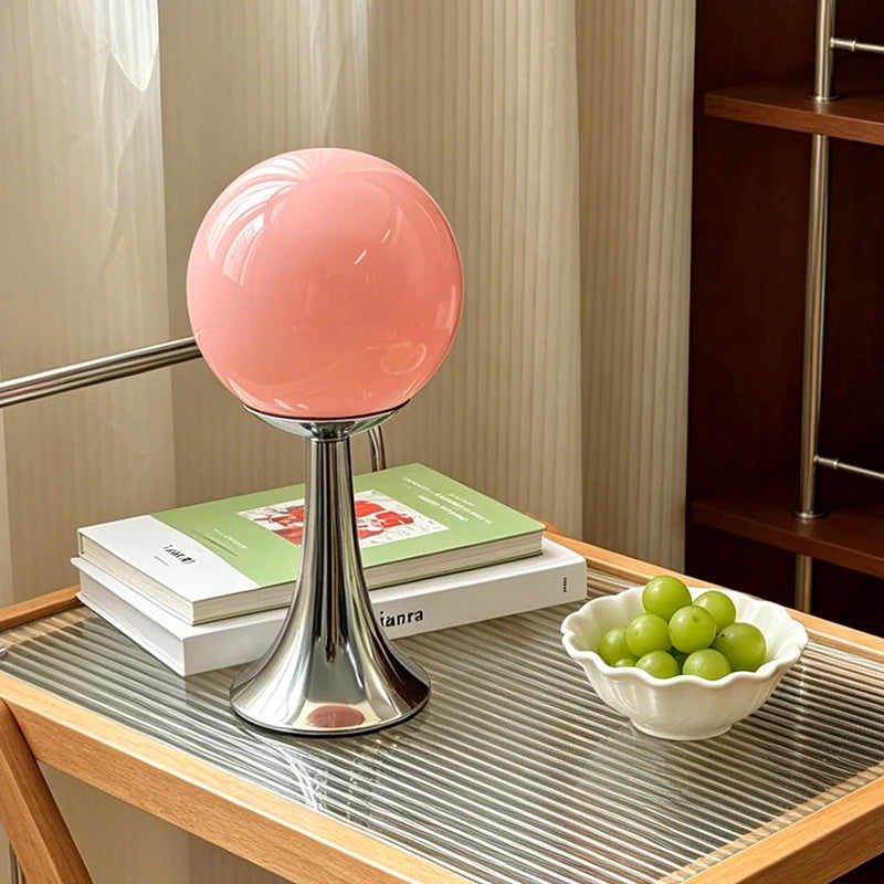 lampe table moderne minimaliste sphérique brillante orange rouge blanc noir prise usb