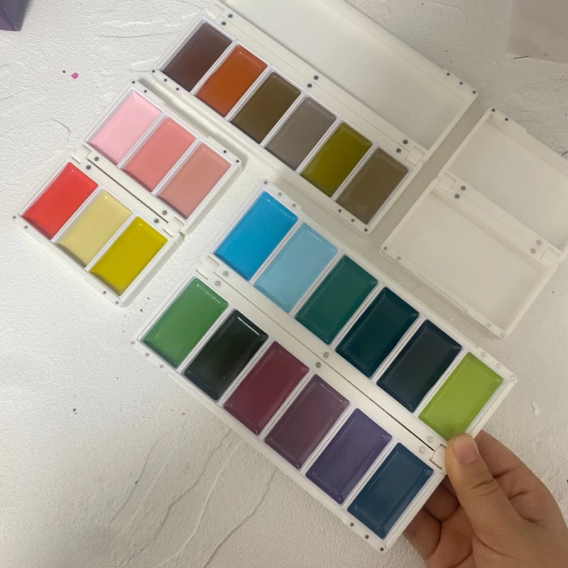 palette pliante peinture aquarelle portable plastique diverses couleurs artistique creatif translucide charnières