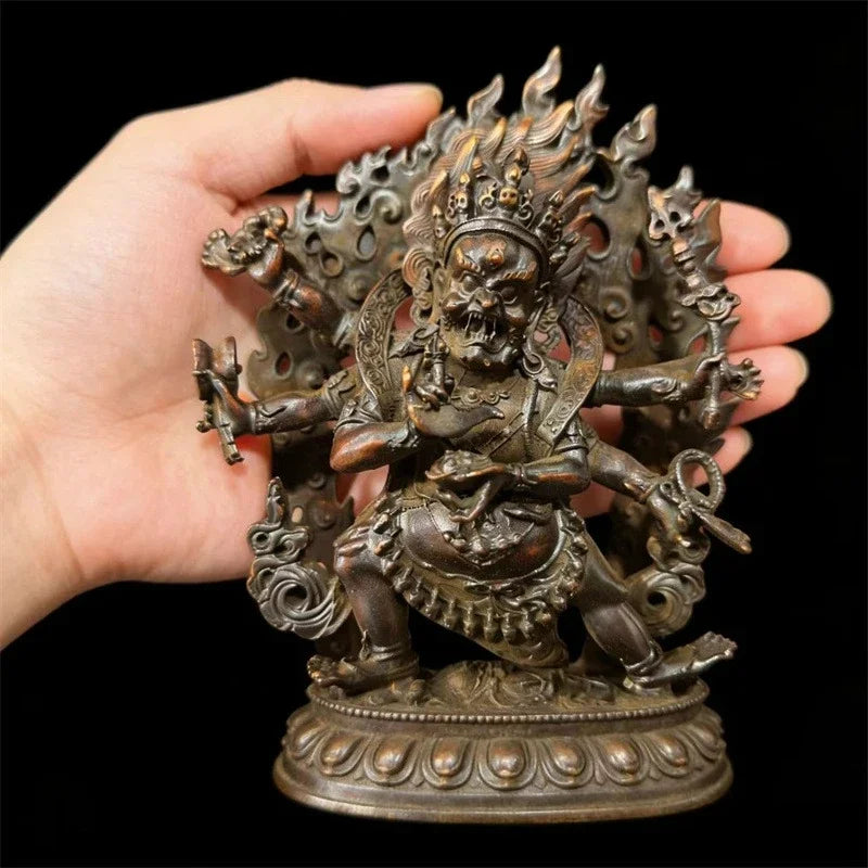 statue religieuse tibetaine bronze figurine details sculptés elements feu crâne base decorée poids indiqué