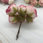 décoration intérieure vintage bouquet roses soie romantique mariage fleurs artificielles feuilles vertes tringle