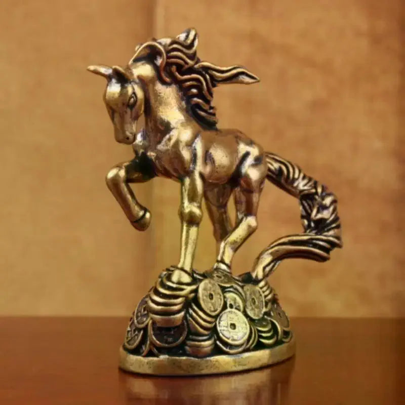 statue decorative cheval doré bronze details musculature criniere base pieces anciennes asiatique traditionnel