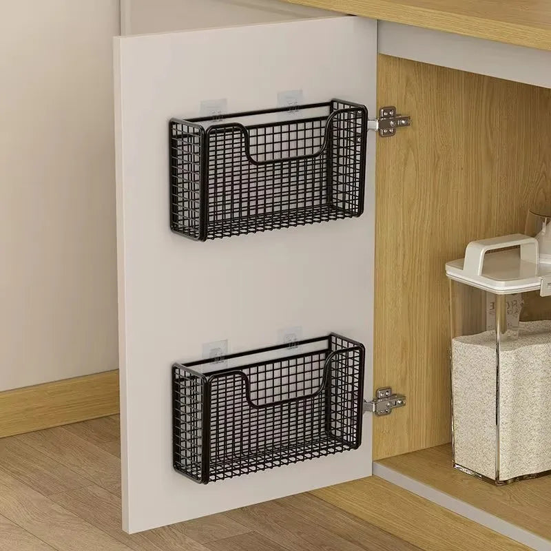 paniers rangement mural adhésifs noir maille métallique moderne cuisine sans perçage