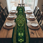 nappe lin trèfles celtiques motifs végétaux vert or festive table decoration durable
