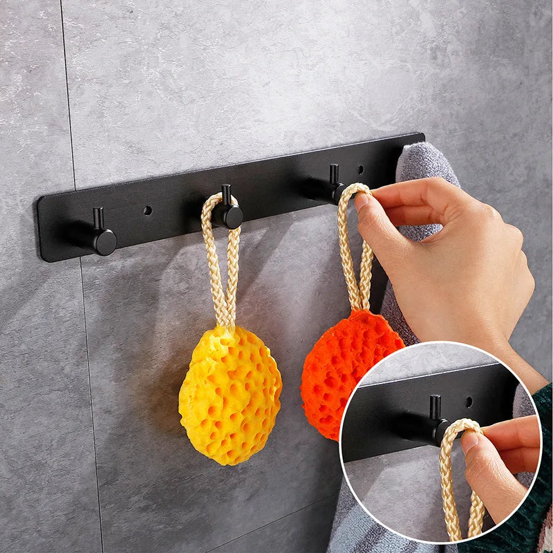 porte clés porte sacs adhésifs crochets aluminium noir or moderne