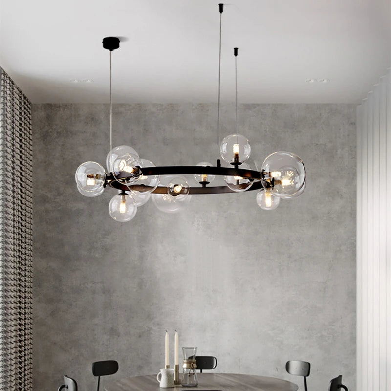suspension lumineuse moderne noir boules transparentes scandinave chaînes suspendues interrupteur poussoir lumière salon cuisine