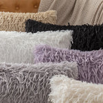 coussins polyester solides modernes noir gris beige violet blanc opaques texture frisée fixés