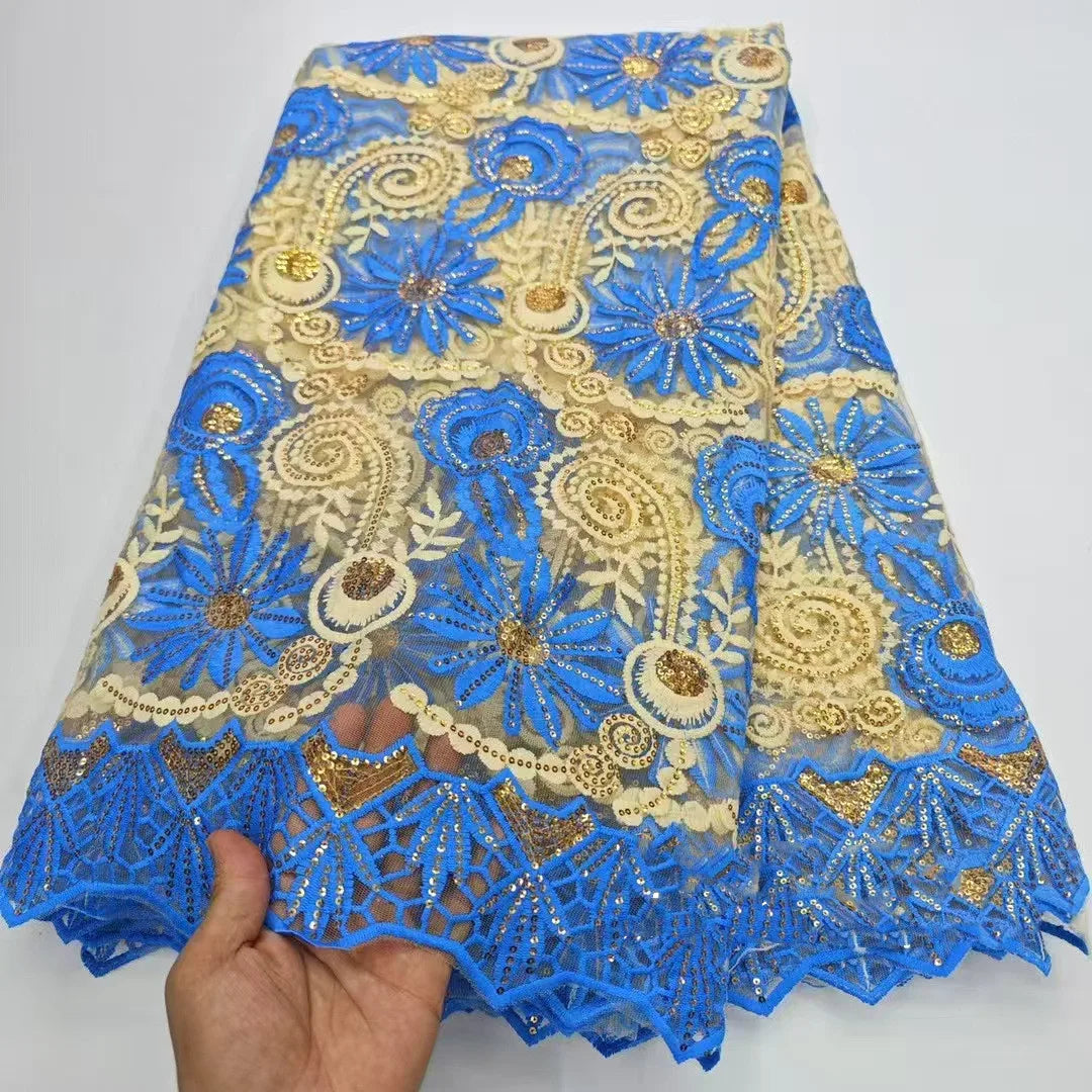 tissu dentelle brodée sequins dorés florals jaune vert rose rouge translucent traditionnel erotique echangiste