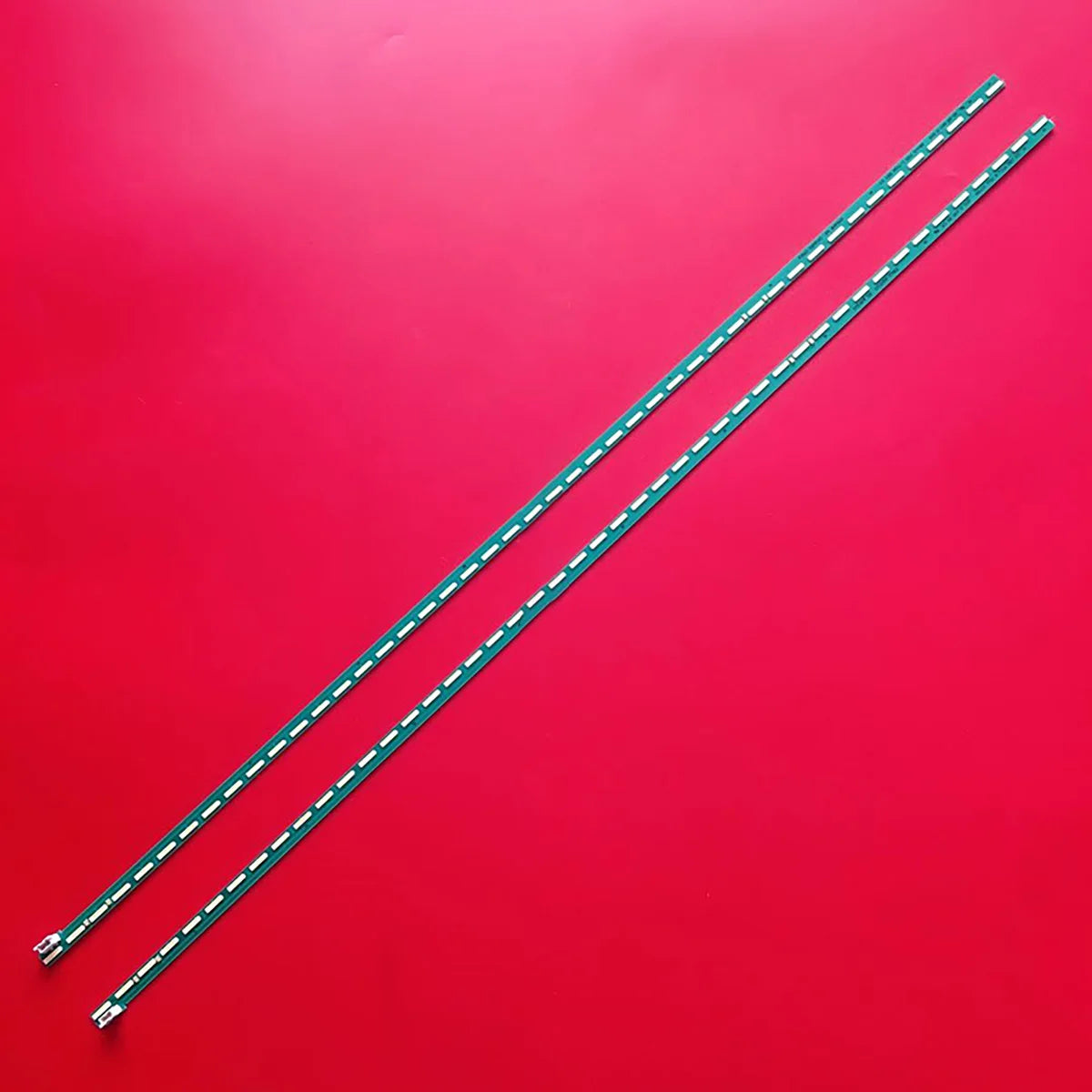 éclairage spécial bande led vert moderne 46 led 536mm 69v connecteur each end