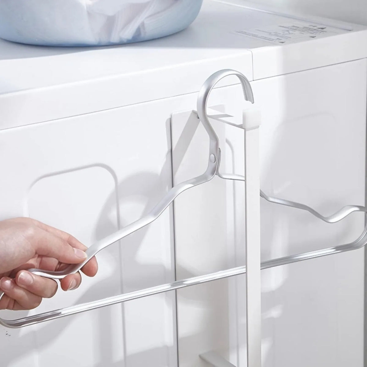 porte cintres adhésifs blancs modernes buanderie cuisine utilisation multiple fer minimaliste