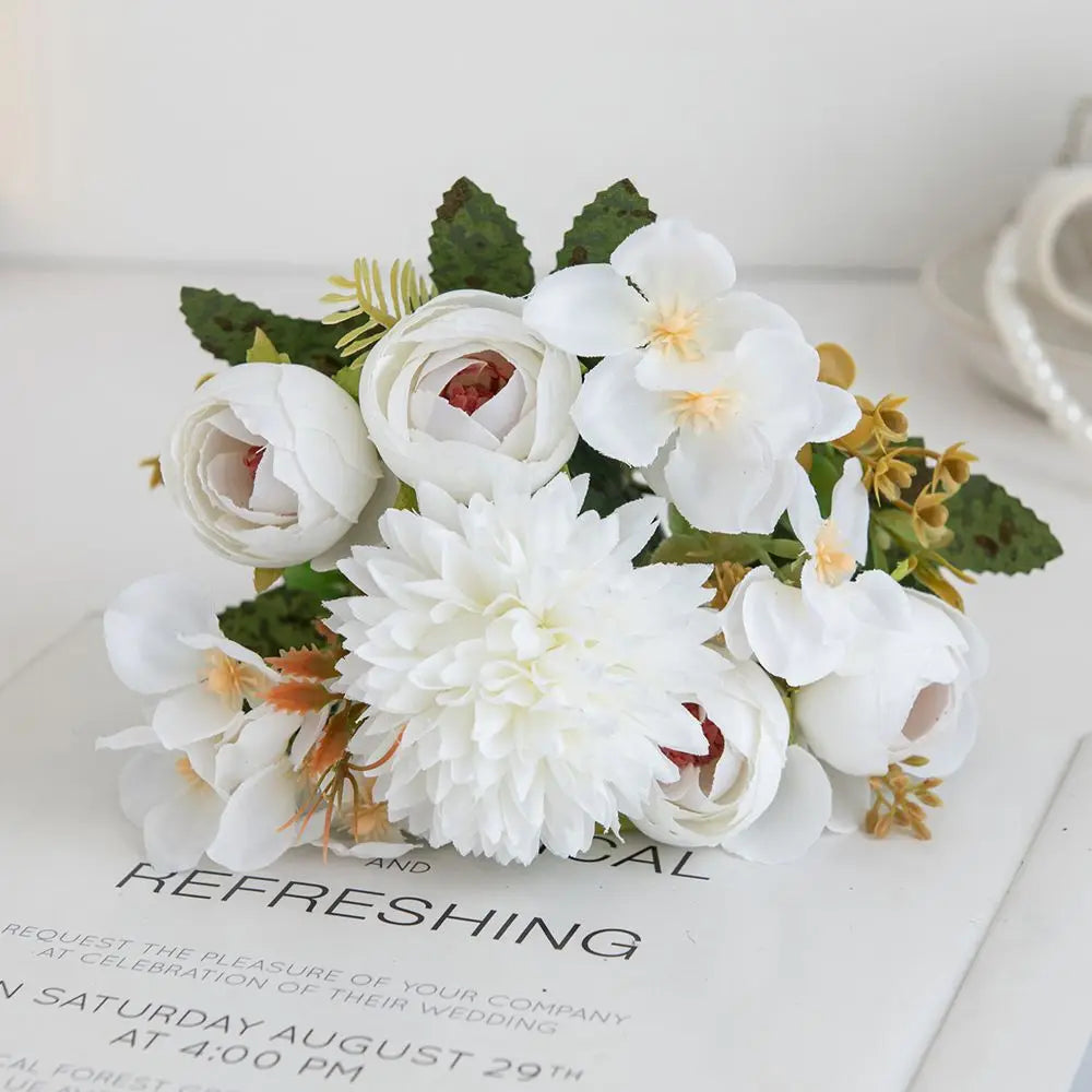 bouquet fleurs artificielles hortensia rose blanc rouge beige intérieur décoration romantique anniversaire mariage baby