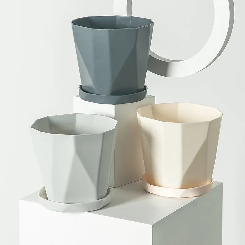 Pots fleurs modernes pots plastique facettes géométriques gris blanc plateau amovibleintérieurextérieur
