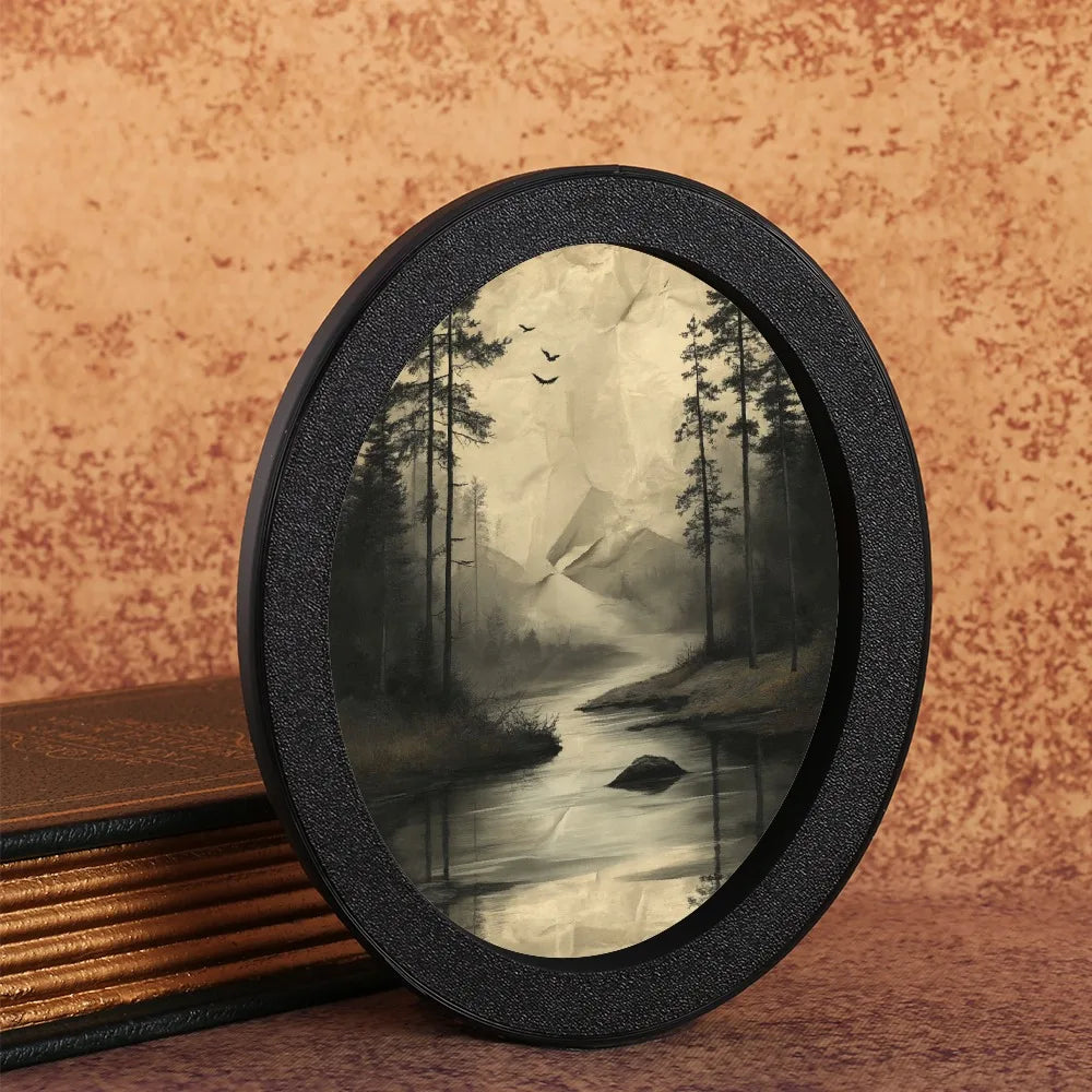 Cadre photo ovale noir paysage nuit arbres rivière montagnes oiseaux volants classique erotique erotique