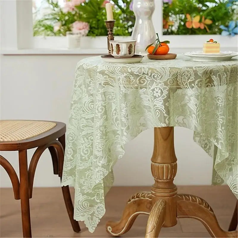 nappe table verte claire floral ajouré classique réutilisable hiver noël été
