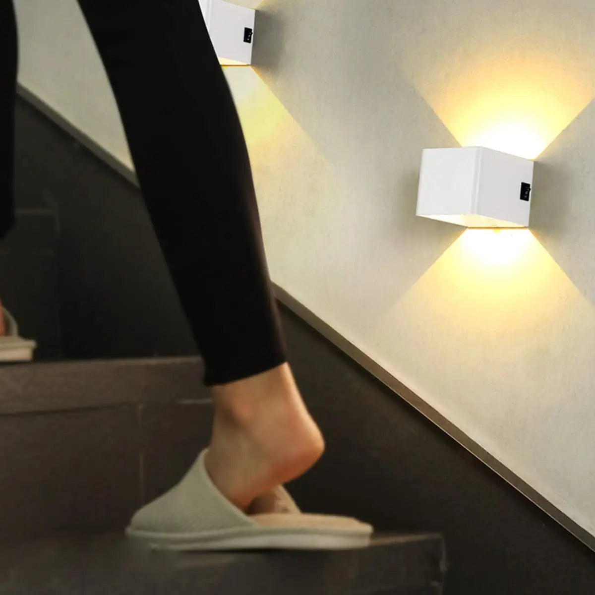 Fonction détecteur de mouvement sur applique murale LED