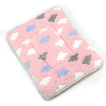 tapis épais coussin animal doux gris bleu clair rose jaune vert pastel cœur étoiles