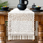 chemin table blanc broderie florale classique décoration table mariage maison rustique